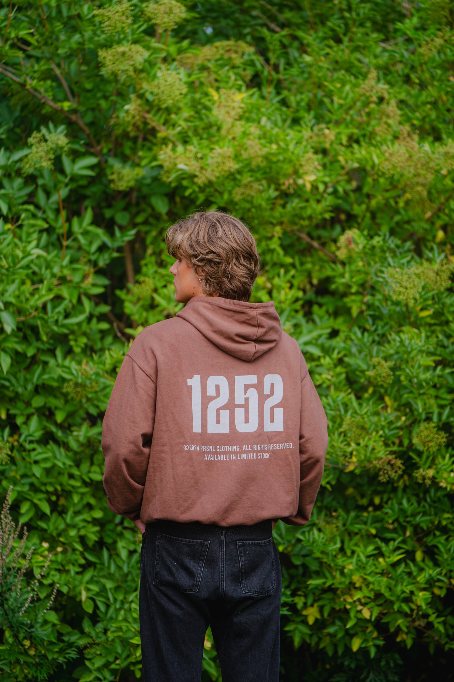 1252 - BROWN HOODIE