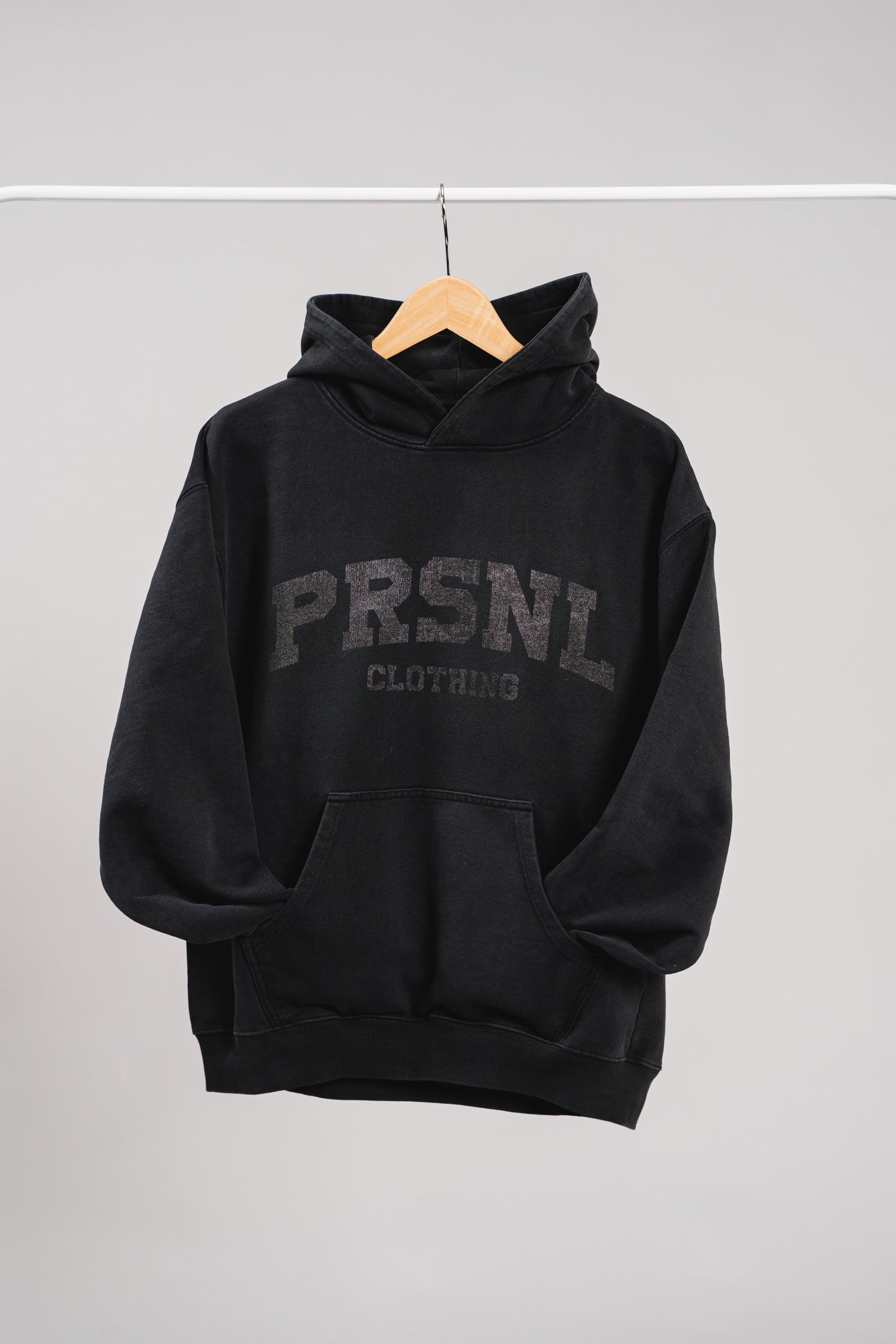 UNIVERSITY HOODIE - WASHED BLACK